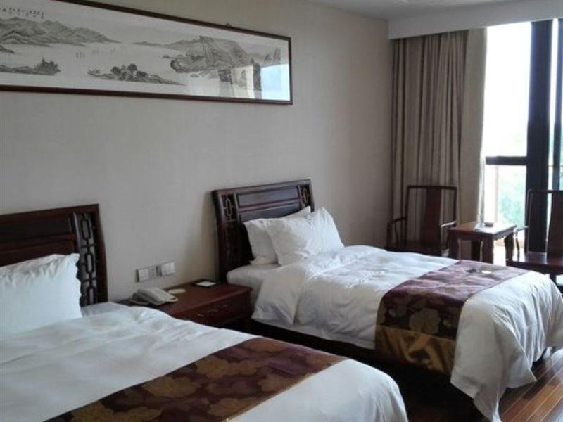Taoyuan Shuixiang Hotel Chongming Екстер'єр фото